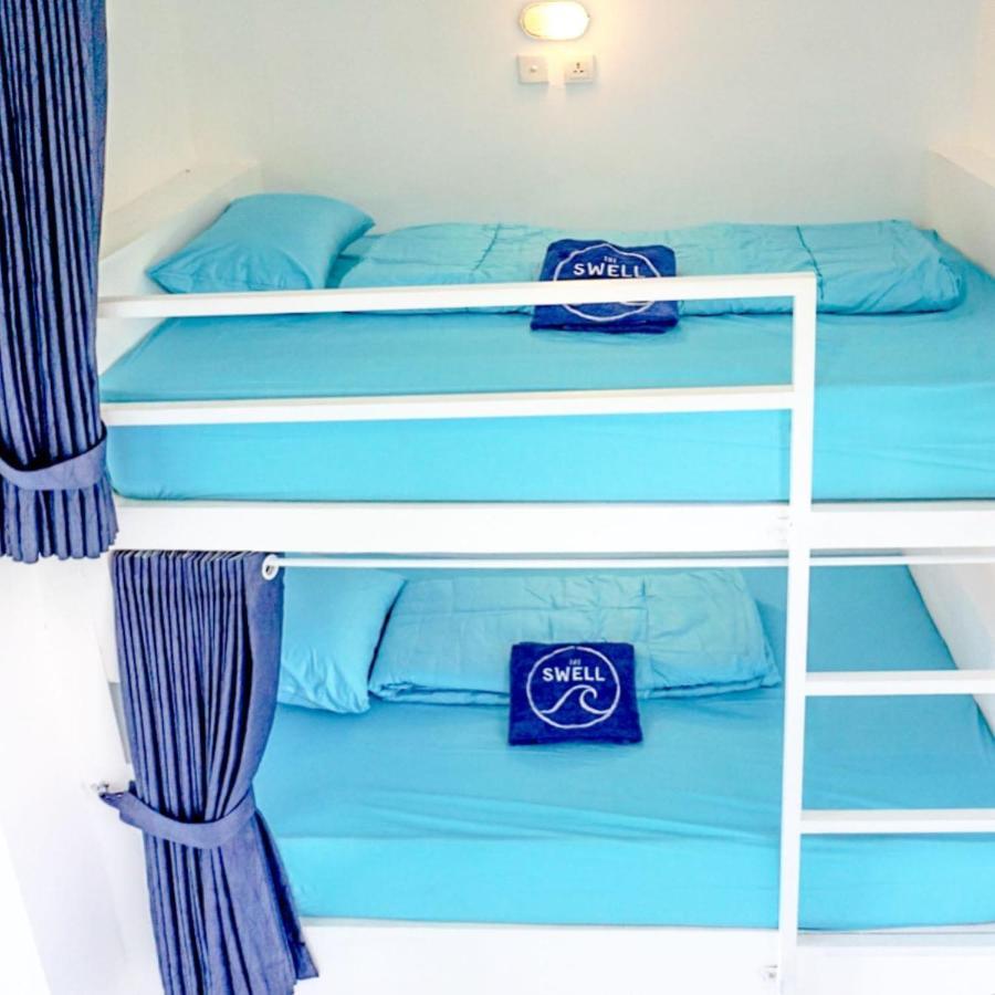 Tanah Lot Swell Hotel, Pool Bar & Restaurant מראה חיצוני תמונה